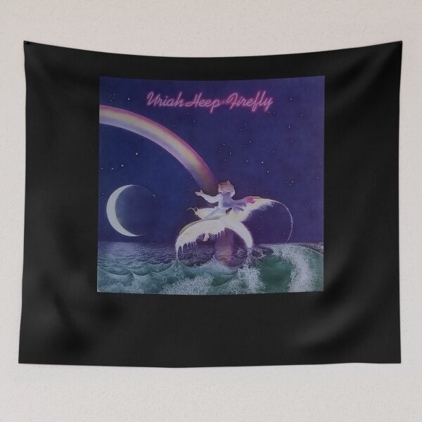 Aperçu de l'œuvre Uriah Heep - Firefly T-shirt classique.png créée et vendue par LenaMorris1.