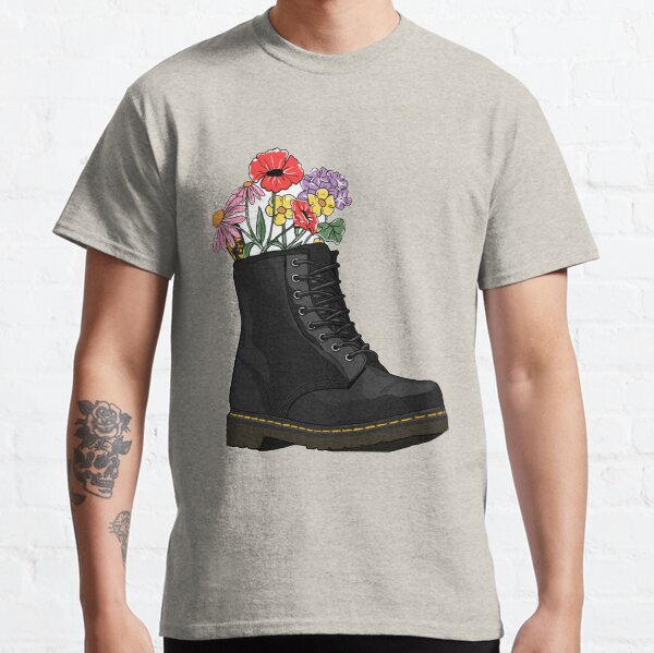 Vista previa del artículo con la obra «Flores que crecen en las botas Doc Marten», diseñado y vendido por HappyStashByTsh.