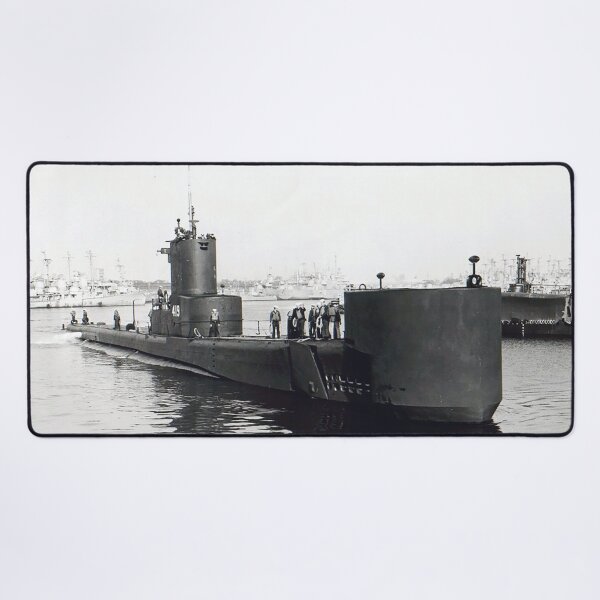 USS TIGRONE (SS-419) STORE Desk Mat
