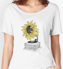 Singing in the sun Women's Relaxed Fit T-Shirt