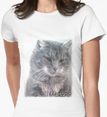 Munchie, the stray cat Women's Fitted T-Shirt