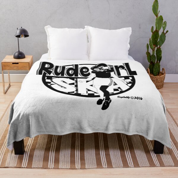 Aperçu de l'œuvre Cadeaux du jour Rude Girl Ska Music Tee-shirt Northern Soul Reggae pour hommes créée et vendue par JakobOlson1882.