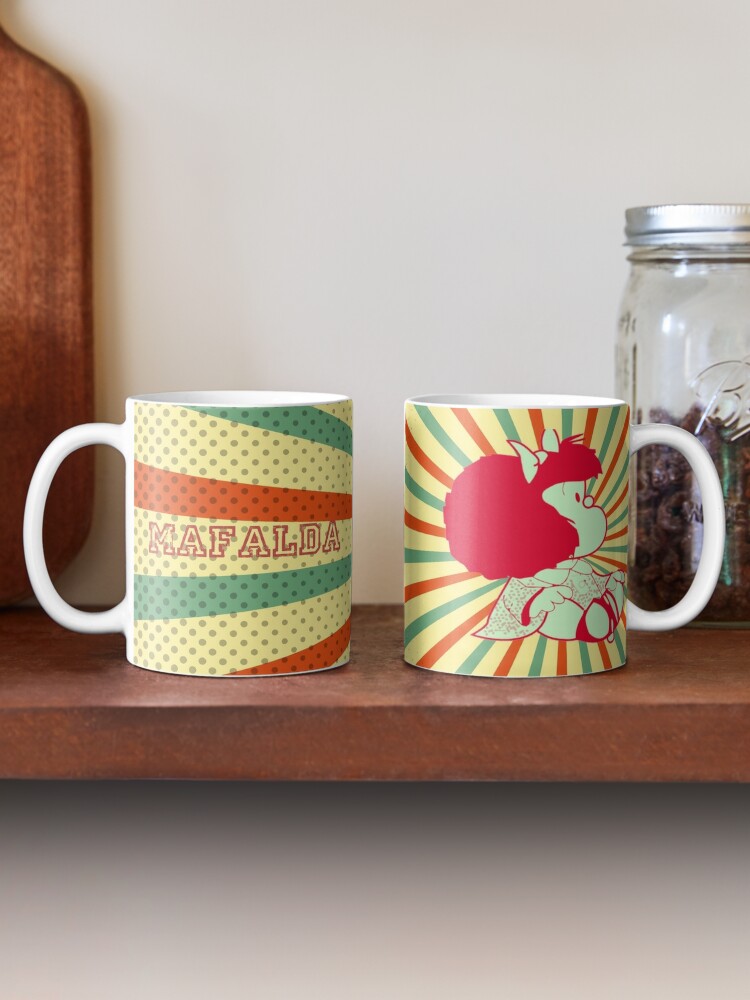 Taza de café con la obra «Mafalda Mafalda Mafalda » de Stratoguayota