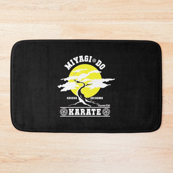 Artikelvorschau, Mr Miyagi Do Yellow Variante des Karate Kid entworfen und verkauft von TanyaNLecoure.