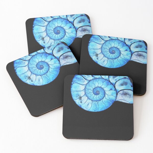 Aperçu de l'œuvre Autocollant Ammonite Bleue créée et vendue par SophiaBeeth.