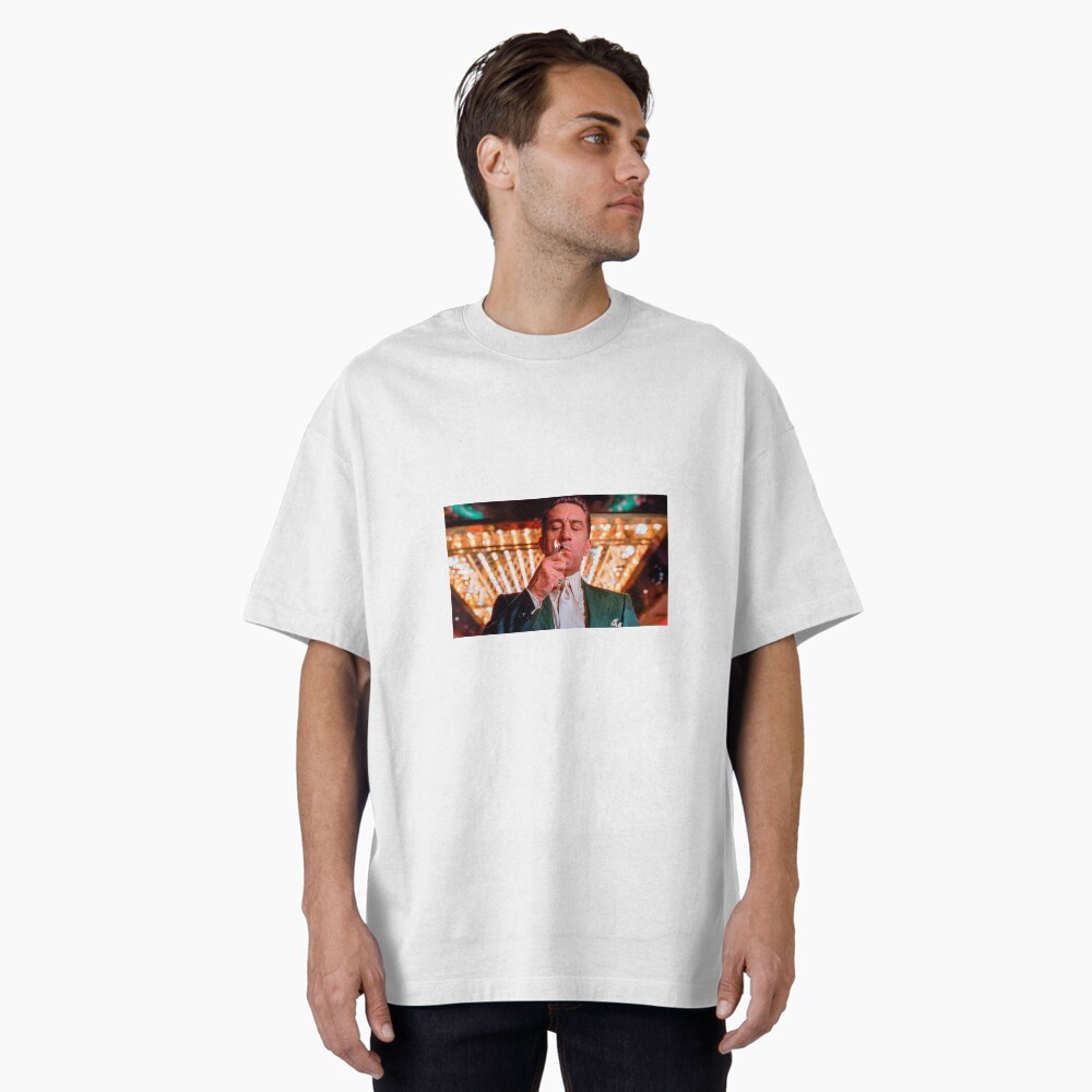 Artikel-Vorschau von Oversized T-Shirt, designt und verkauft von HollywoodGlam.