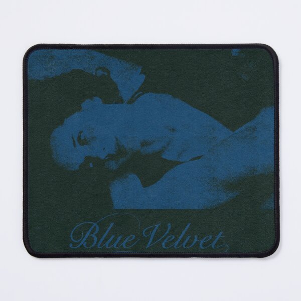 Artikelvorschau, Blue Velvet Stipple-Kunstwerk entworfen und verkauft von Brunosaires.