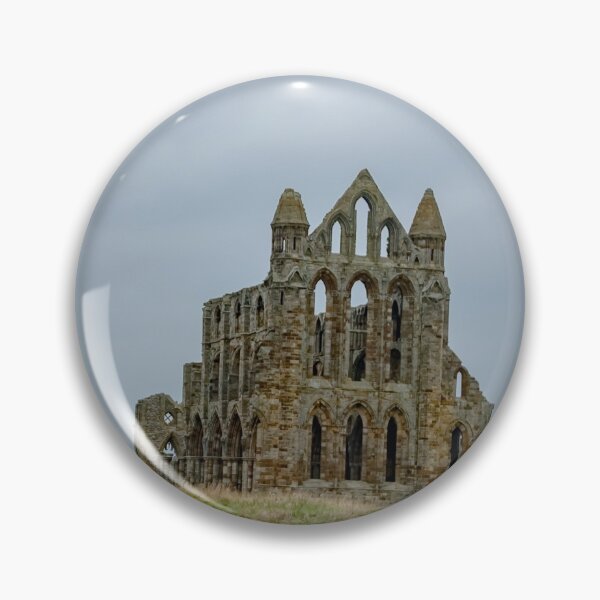 Artikelvorschau, Ancient abbey or chapel in Whitby, North Yorkshire entworfen und verkauft von yackers1.