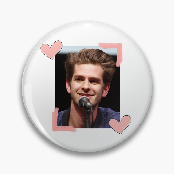Artikelvorschau, Ich liebe Andrew Garfield rosa Herzrahmen entworfen und verkauft von designsbyreaia.