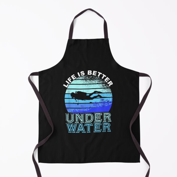 Aperçu de l'œuvre Life Is Better Under Water Scuba Diver Gift Scuba Diving créée et vendue par AdrienDierckx.