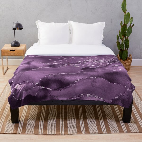 Aperçu de l'œuvre Agate violette aquarelle artistique avec paillettes créée et vendue par MagicalTexture.