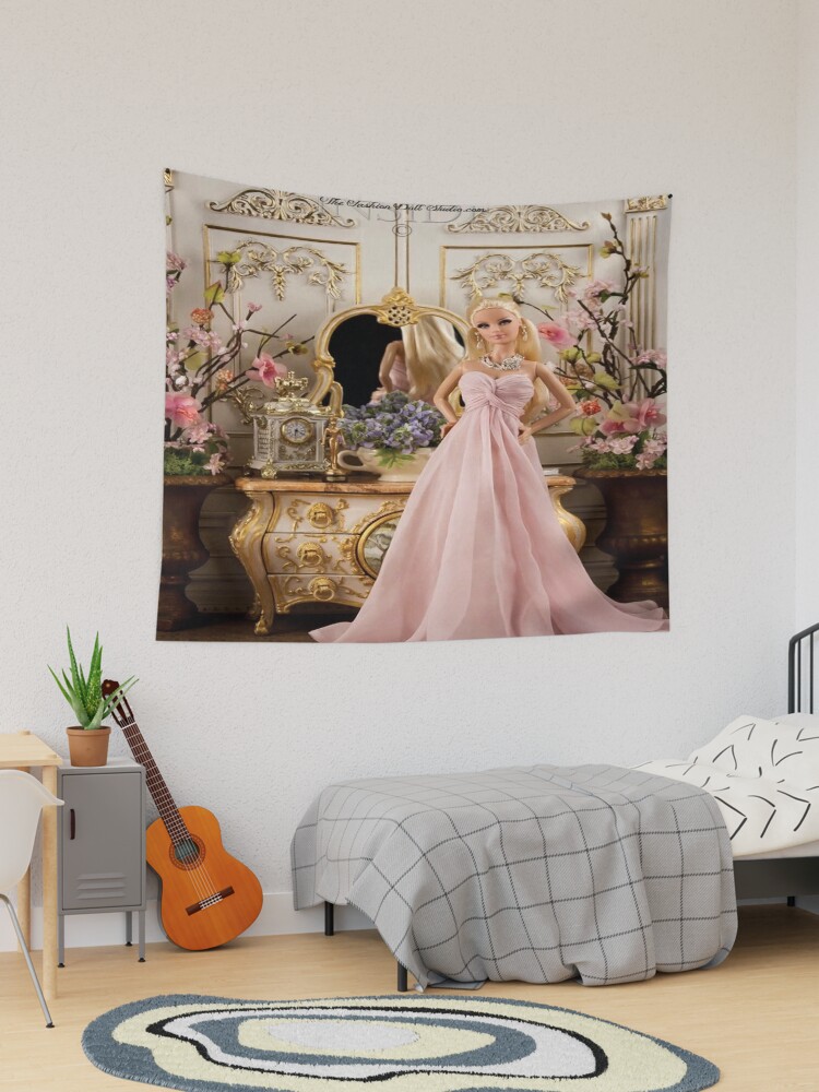 pink doll wallpaper Tapestry