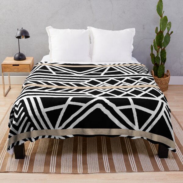 Aperçu de l'œuvre Brown Black and White Mud Cloth Stripes Pattern Pairs DE 2022 Trending Color Cliff's View DEC720 créée et vendue par ColorOfTheYears.