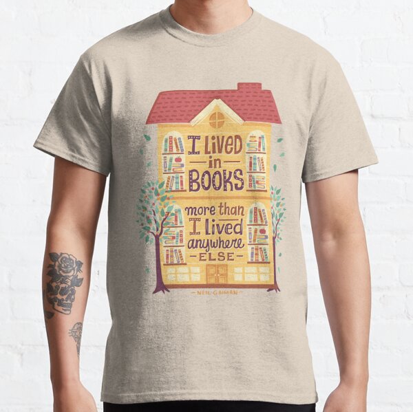 Lived in books Classic T-Shirt