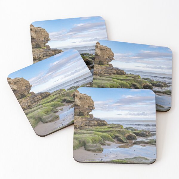 Artikelvorschau, Rocky bay in Whitby, North Yorkshire entworfen und verkauft von yackers1.