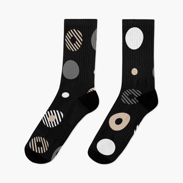 Aperçu de l'œuvre Brown Gray Black White Stripe Circle Dot Pattern Pairs DE 2022 Trending Color Cliff's View DEC720 créée et vendue par ColorOfTheYears.