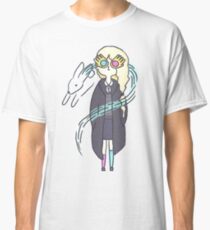 Luna Classic T-Shirt