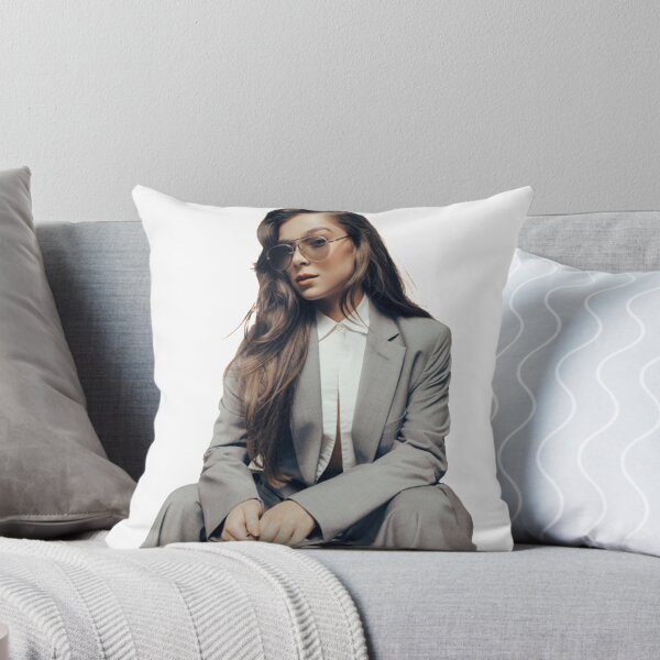 Item preview, Hailee Steinfeld in a grey suit designed and sold by bertapenem97.