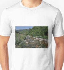 setcases river Unisex T-Shirt