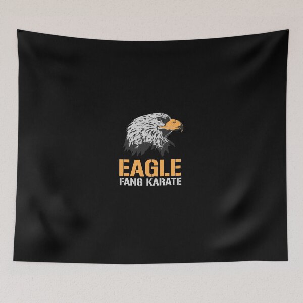 Artikelvorschau, Eagle Fang Karate lustiges Shirt, Geschenk für Freund, Geschenk für Familienmitglieder entworfen und verkauft von holigan.