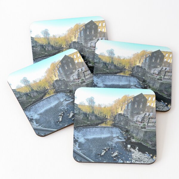 Artikelvorschau, Der Torrs New Mills Peak District entworfen und verkauft von Claire Preece.