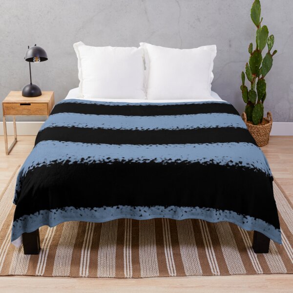 Aperçu de l'œuvre Black and Blue Horizontal Stripe Pattern Pairs DE 2022 Trending Color Ocean City DE5879 créée et vendue par ColorOfTheYears.