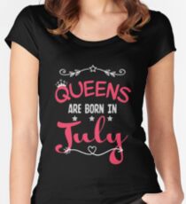 Queens are born in July Women's Fitted Scoop T-Shirt