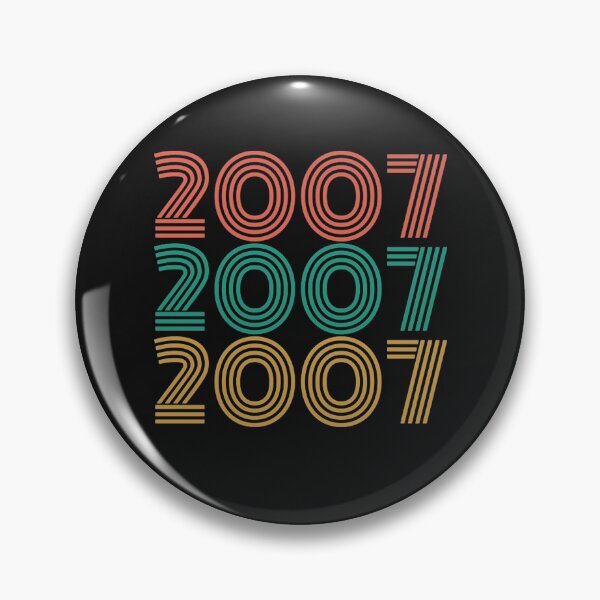 Artikelvorschau, 2007 Vintage 2007 T-Shirt entworfen und verkauft von AlanWhitefoot.