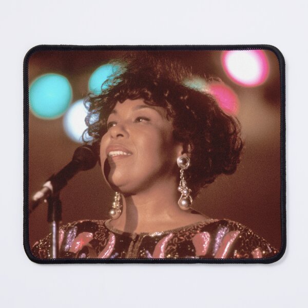 Item preview, Roberta Flack Photograph designed and sold by ConcertImages.
