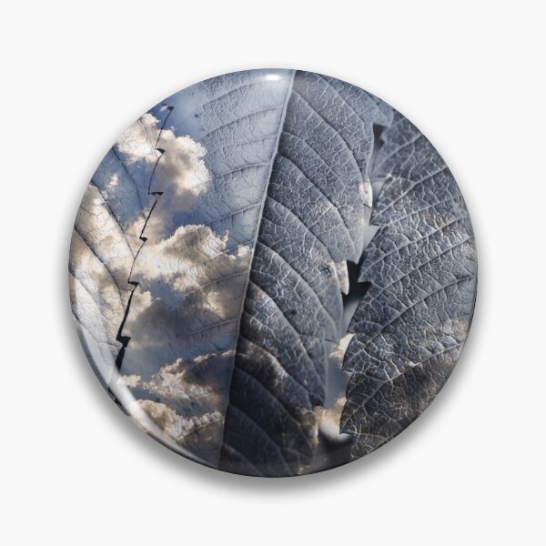 Aperçu de l'œuvre Texture abstraite à double exposition avec macro de feuilles et nuages créée et vendue par Grégory DUBUS.