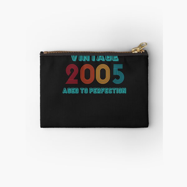 Artikelvorschau, Jahrgang 2005 bis zur Perfektion gealtert, Geburtstagsgeschenke, 2005-Jahr-Geburtstag, Jahrgang 2005 T-Shirt entworfen und verkauft von DanyellRodgers.