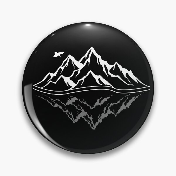 Artikelvorschau, Bergshirt, T-Shirt für Camper in der Natur, Zelt, Waldcamping, Geschenkshirt für Naturliebhaber entworfen und verkauft von vilma3000.