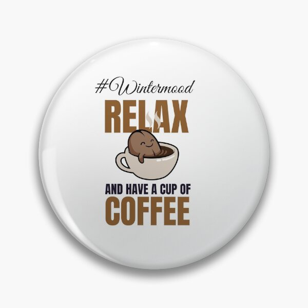 Artikelvorschau, Entspannen Sie sich und trinken Sie eine Tasse Kaffee - Trendy Wintermood Coffee Bean Design Geschenkidee für Kaffee- und Winterliebhaber entworfen und verkauft von Prince - Bestseller ★★★★★.