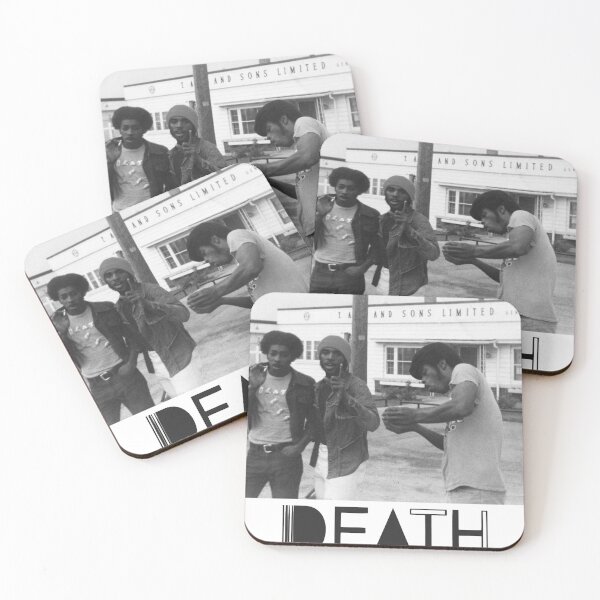 Artikelvorschau, Death – Proto-Punk-Band aus Detroit Black Letters Logo entworfen und verkauft von DOS Games.