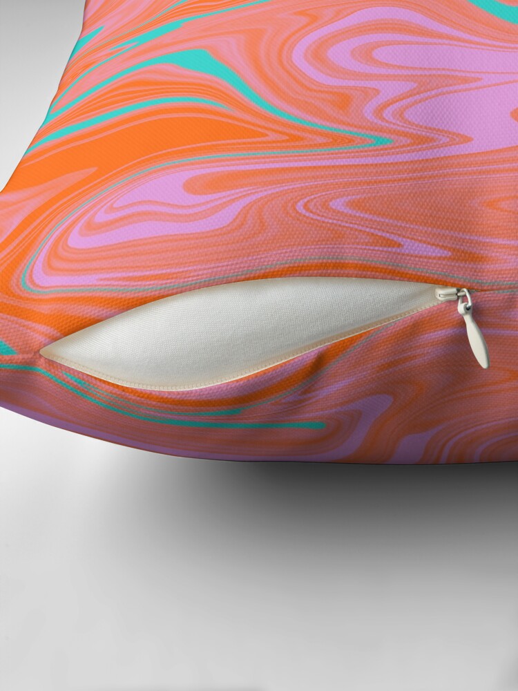 Imagen 2 de 4, Cojín con la obra Fluido abstracto contraste azul lila coral, diseñada y vendida por Lo-cura.