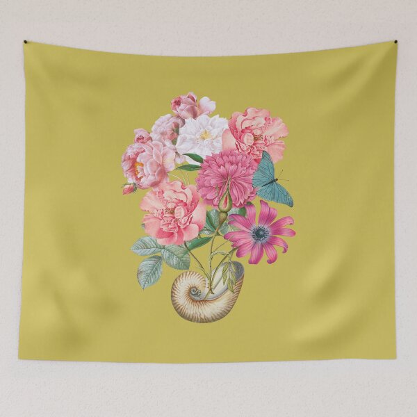 Artikelvorschau, Vintage Flower Botanical mit Nautilus Shell entworfen und verkauft von Trish Dish.