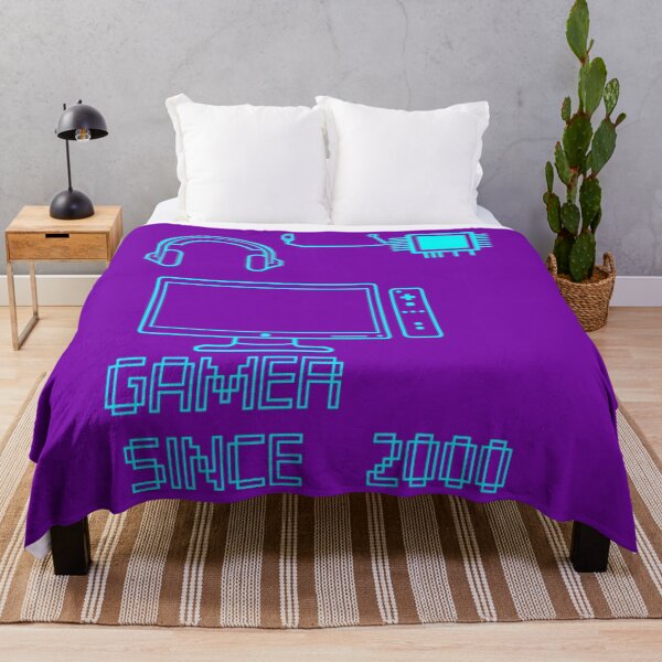 Artikelvorschau, Game T-ShirtGamer seit 2000 Spielekonsole Spieler Nerd Videospiel entworfen und verkauft von AinslieVo.