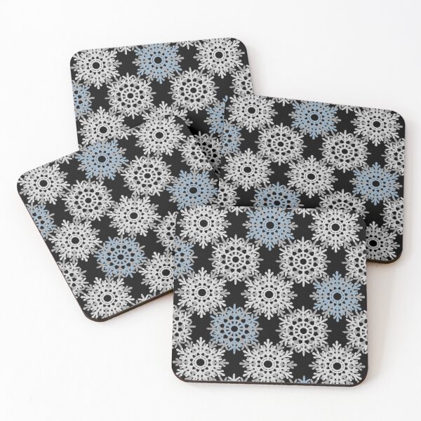 Artikelvorschau, WINTERMOOD, VINTAGE WEIßE SCHNEEFLOCKE WINTERMUSTER MIT BLAU UND SILBER entworfen und verkauft von Mercurial Merkaba.