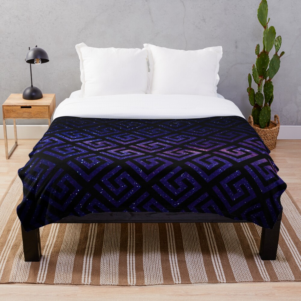 GG pattern throw blanket