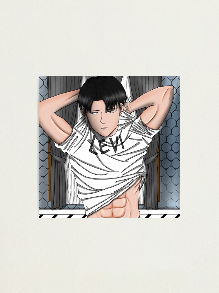 Lámina fotográfica «Levi Ackerman como modelo» de frthings | Redbubble