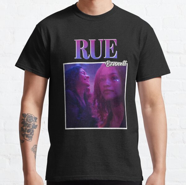 Rue's No Problemo t-shirt on Euphoria  Euphoria clothing, Euphoria  fashion, Aesthetic clothes