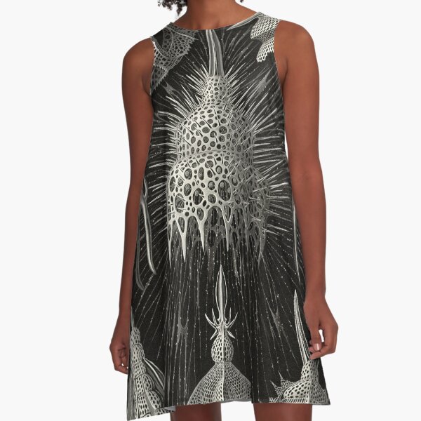 Artikel-Vorschau von Seeanemone - Ernst Haeckel, designt und verkauft von billythekidtees.