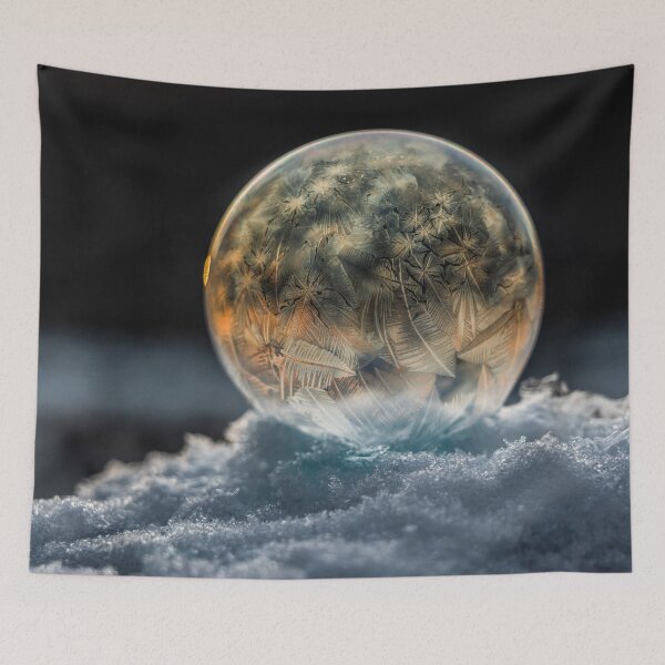Aperçu de l'œuvre Frozen Bubble V créée et vendue par JBlaminsky.