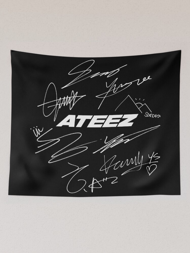 ATEEZ - Logo + autographs (black)