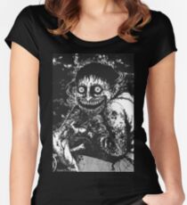 Das Geheimnis des Geisterhauses Tailliertes Rundhals-Shirt