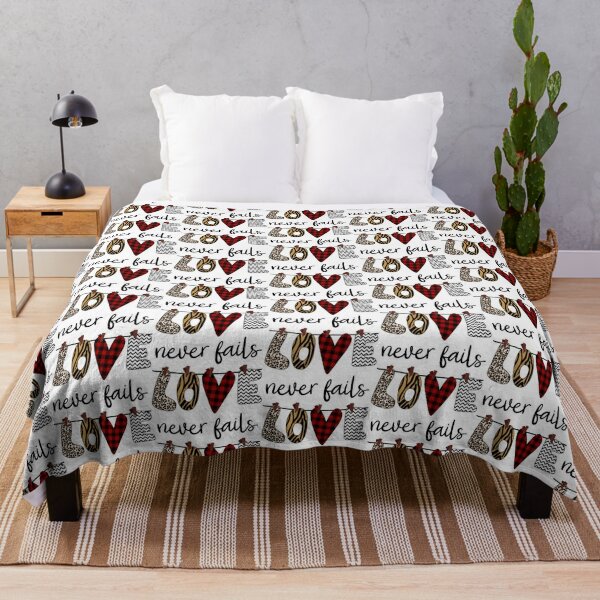 Love Never Fails Leopard & Plaid Print Heart Valentine Gift Throw Blanket