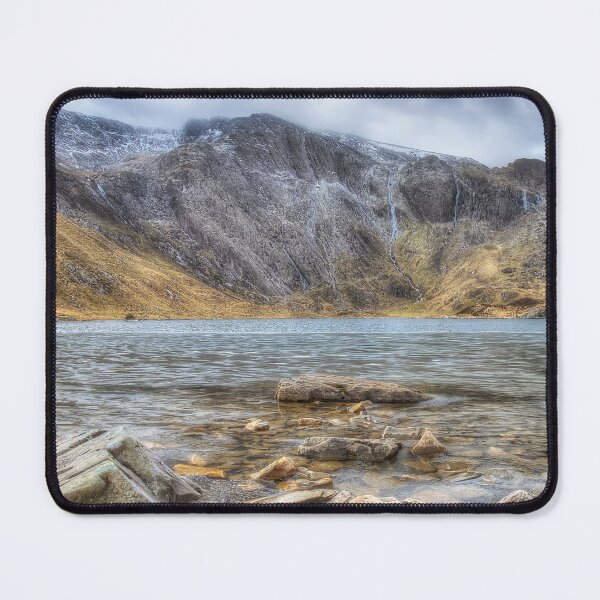 Item preview, Lynn Idwal designed and sold by Darren Wilkes.