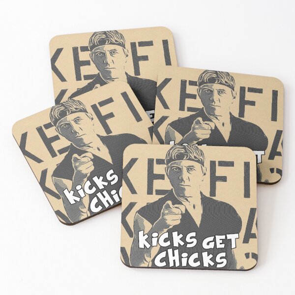 Artikelvorschau, Johnny Lawrence Drawing Kicks bekommt Chicks Quote entworfen und verkauft von EinsamerBaum.