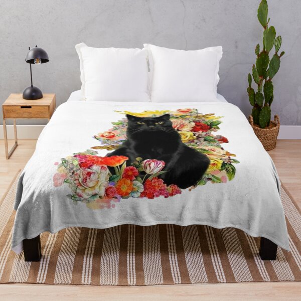 Artikelvorschau, Cat with Flowers, Funny Shirt Cat Lover, Cute Cat entworfen und verkauft von seritik.