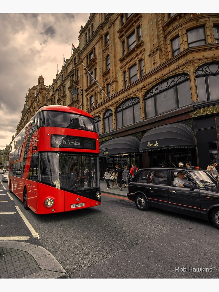 Tablier for Sale avec l'œuvre « Un nouveau bus pour Londres » de l'artiste  Rob Hawkins